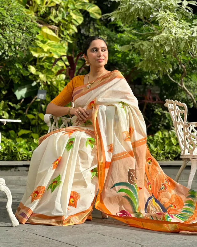 Saree Kerala Kasavu dipinto a mano arancione