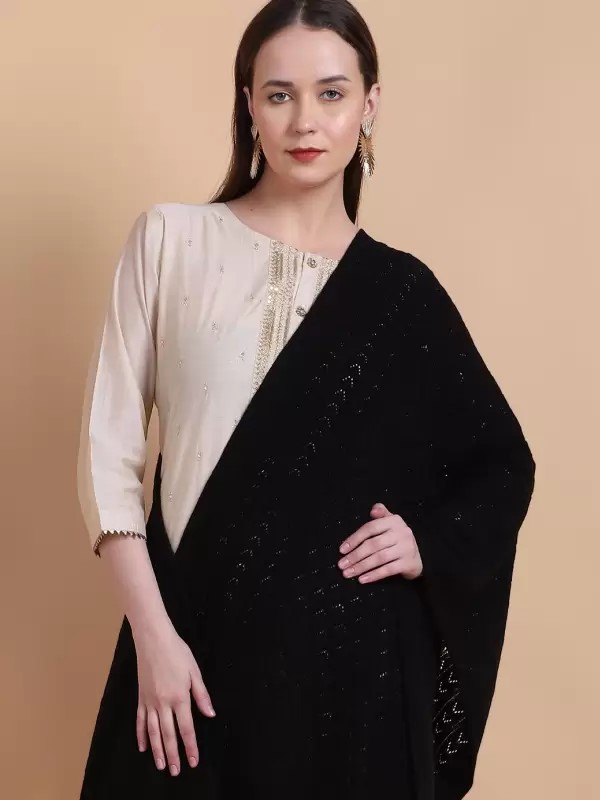 Vesture Wool Self Design Women Shawl – Nero