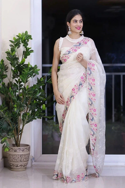 Saree in organza di seta bianco sproco di prima qualità