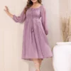 Abito aderente e svasato in chiffon dobby color lavanda