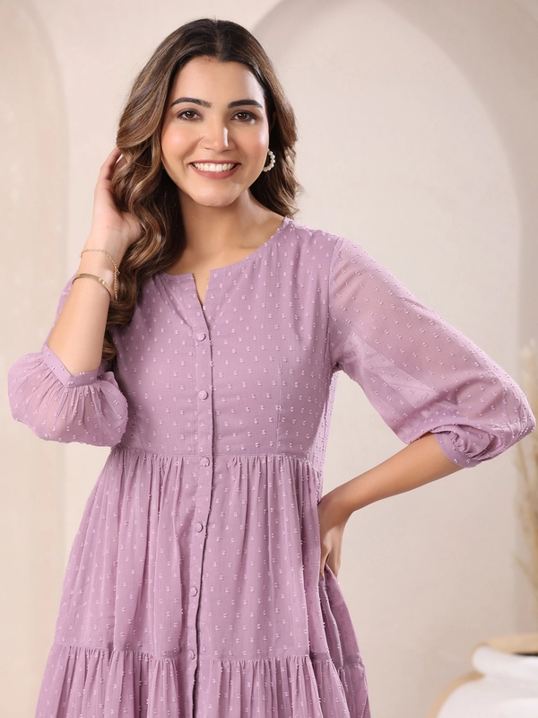 Tunica a strati in chiffon Dobby color lavanda con design personalizzato