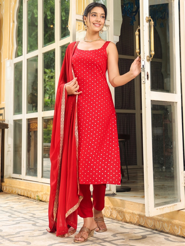 Set Kurta dritto con stampa lamina in rayon rosso