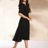 Abito a trapezio in chiffon dobby nero con design personalizzato 