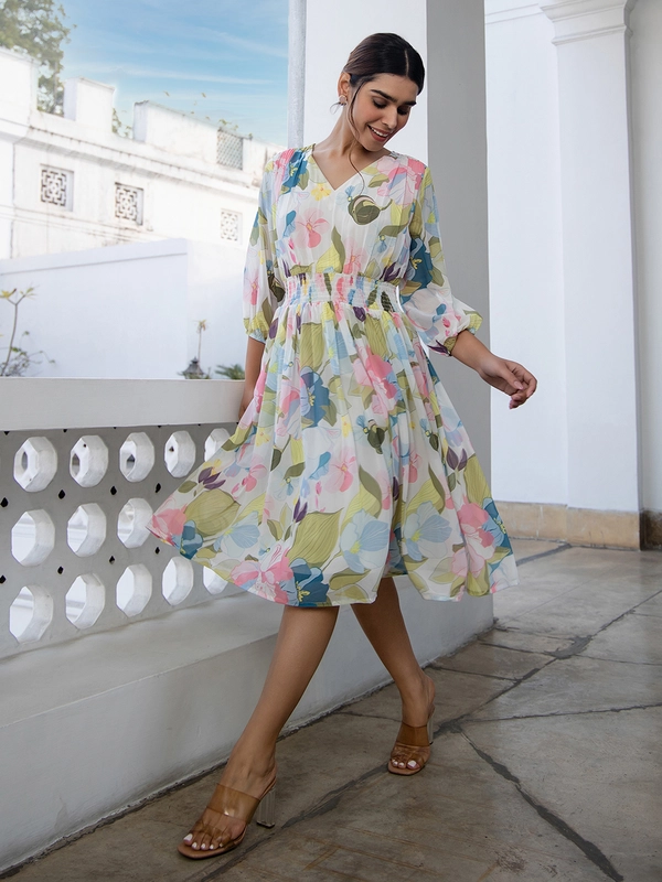 Abito svasato e aderente in georgette multicolore