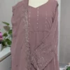 Top e dupatta anarkali di design in finta georgette con ricami fatti a mano