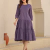 Abito a balze in puro cotone color lavanda