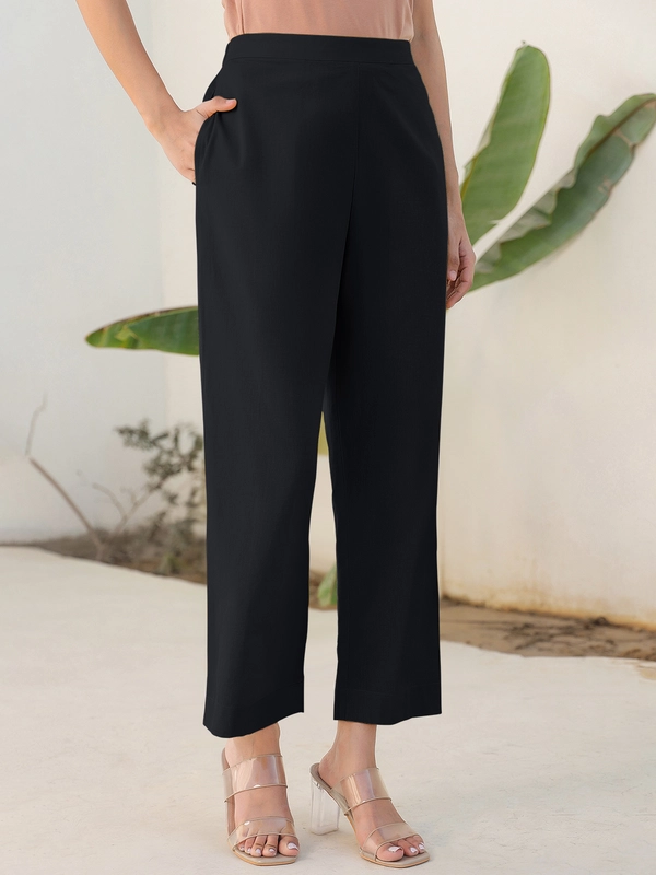 Pantaloni dritti in cotone nero