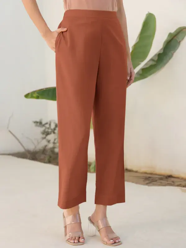 Pantaloni dritti in cotone marrone rossiccio