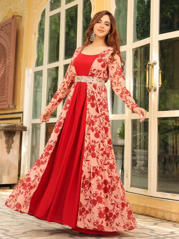 Abito in georgette marrone con stampa floreale, cintura ricamata e giacca