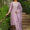 Set Kurta dritto ricamato in misto seta lavanda