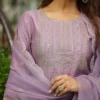 Set Kurta dritto ricamato in misto seta lavanda