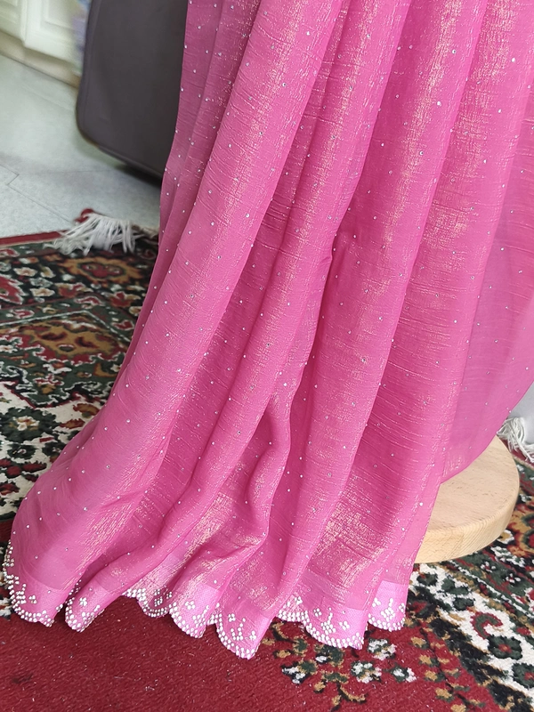 Sari Da Festa in Jimmy Choo, Camicetta Pronta