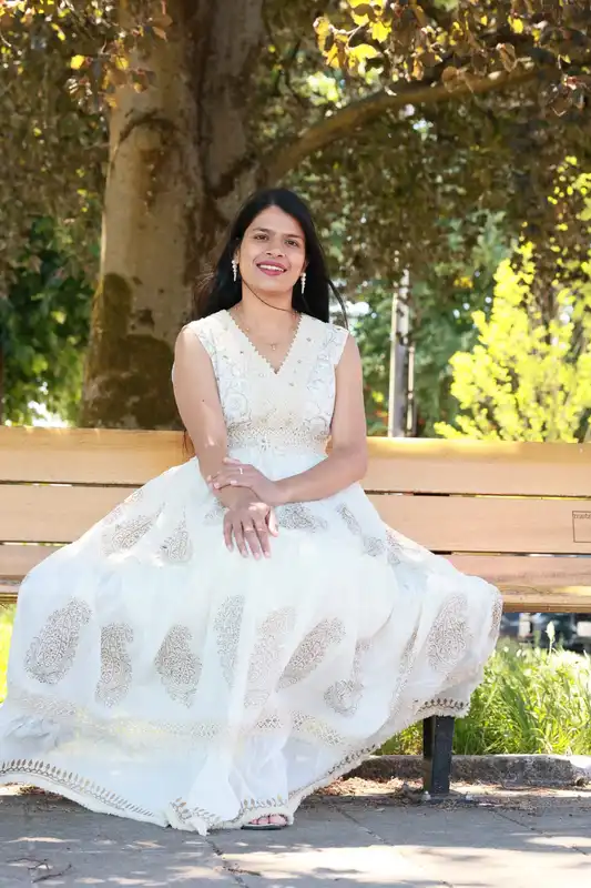 Abito Lungo Ricamato in Bianco Sporco – Eleganza Boho Naturale