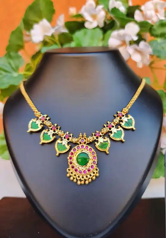 Collana Palakka con Pendente Premium – Eleganza Tradizionale