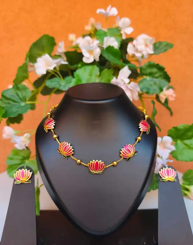 Set Collana Girocollo Loto Fucsia