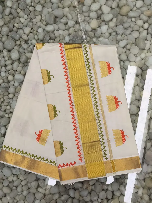 Kerala Kasavu Set Sari con ricamo di loto, camicetta pronta