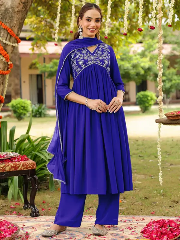 Kurta a trapezio in georgette blu reale con ricamo Zari Yoke, completo di palazzo e dupatta