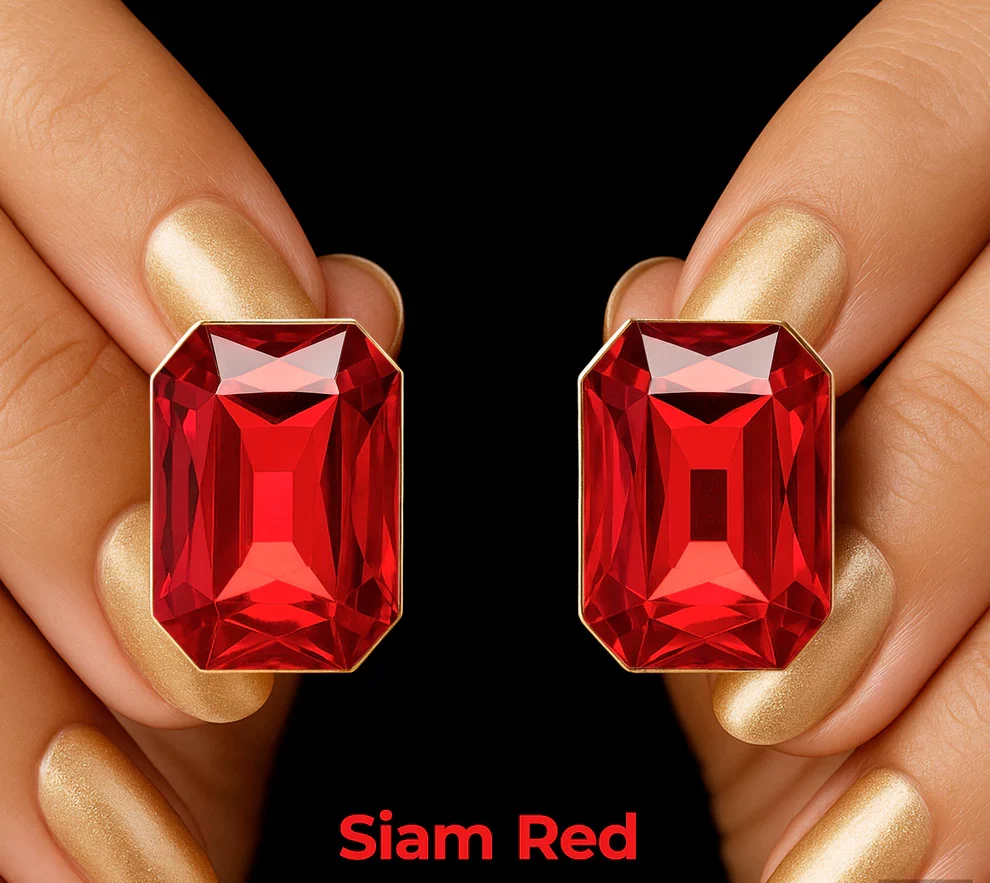 Orecchini rettangolari anti-ossidazione con cristalli rossi siamesi