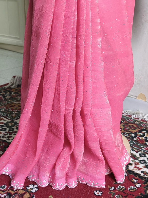 Sari Da Festa in Jimmy Choo, Camicetta Pronta