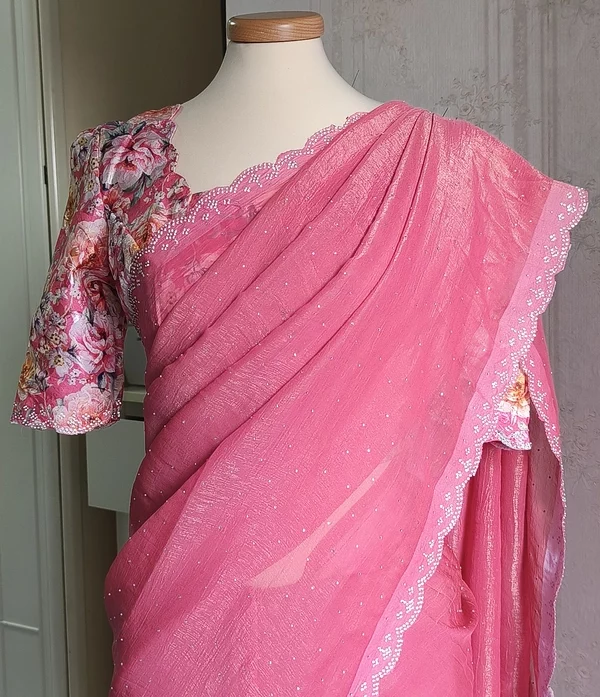 Sari Da Festa in Jimmy Choo, Camicetta Pronta