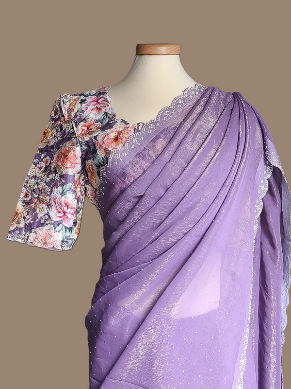 Sari Da Festa in Jimmy Choo, Camicetta Pronta