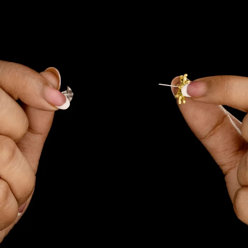 Collana dorata anti-ossidazione con orecchini - immagine 4