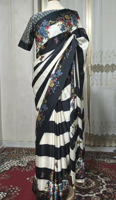 Sari in seta modal con stampa floreale, Camicetta Pronta