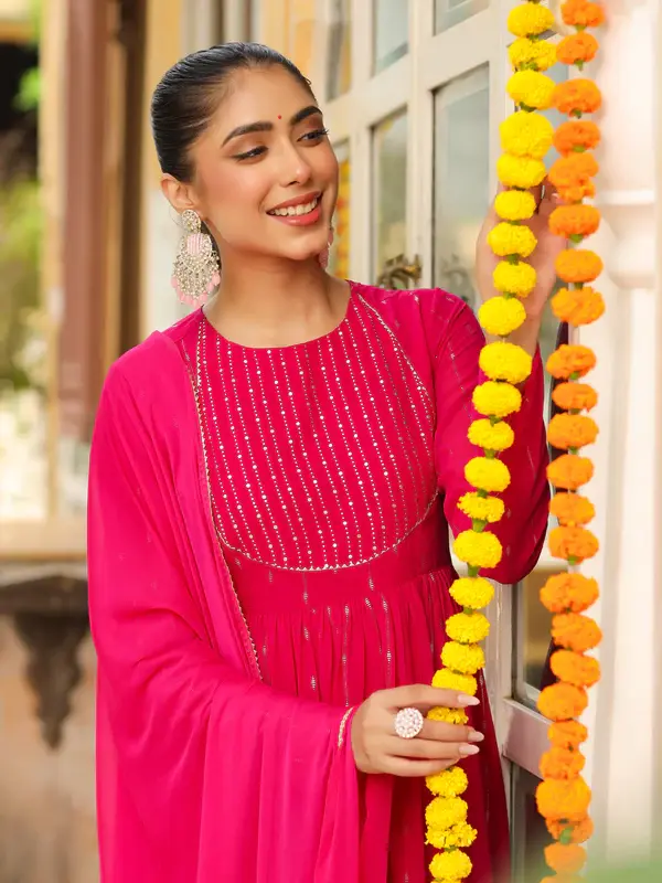 Set Kurta Anarkali in Georgette Rosa con Stampa a Foil