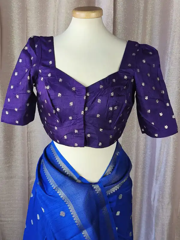 Sari in Seta Dola Blu con camicetta pronta