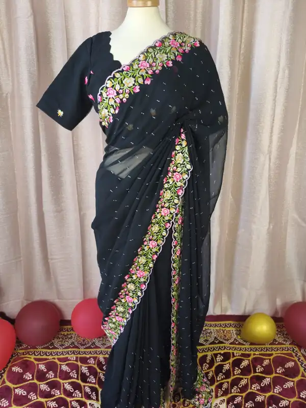 Collezione Luxury Sari – Pure Satin Seta & Ricamo Pesante, Camicetta pronta