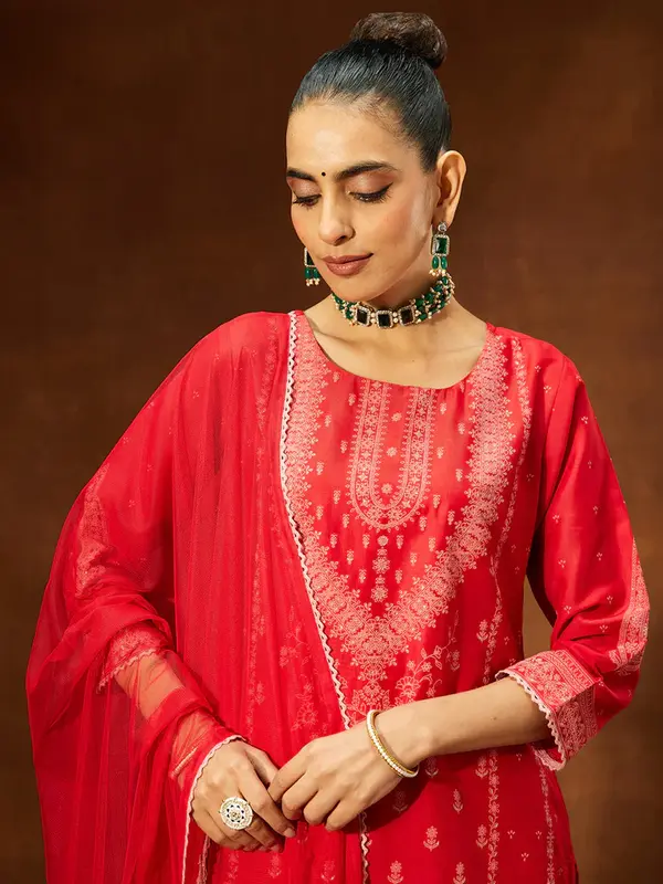 Kurta Set Dritto Stampato in Tessuto Misto Seta Blu Navy – Eleganza Etnica Raffinata