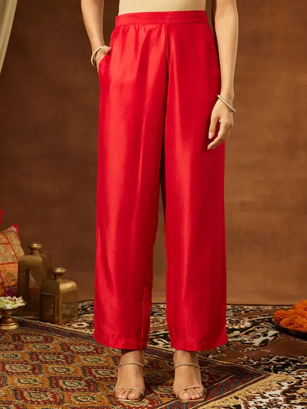 Kurta Set Dritto Stampato in Tessuto Misto Seta Blu Navy – Eleganza Etnica Raffinata