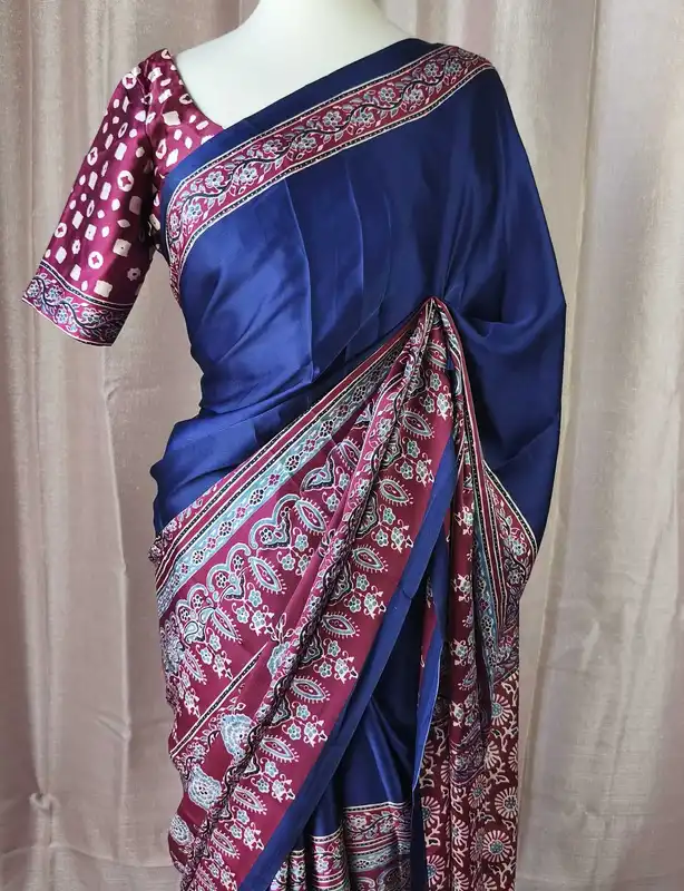 Semi-modal seta saree con camicetta pronta – elegante saree blu navy da donna