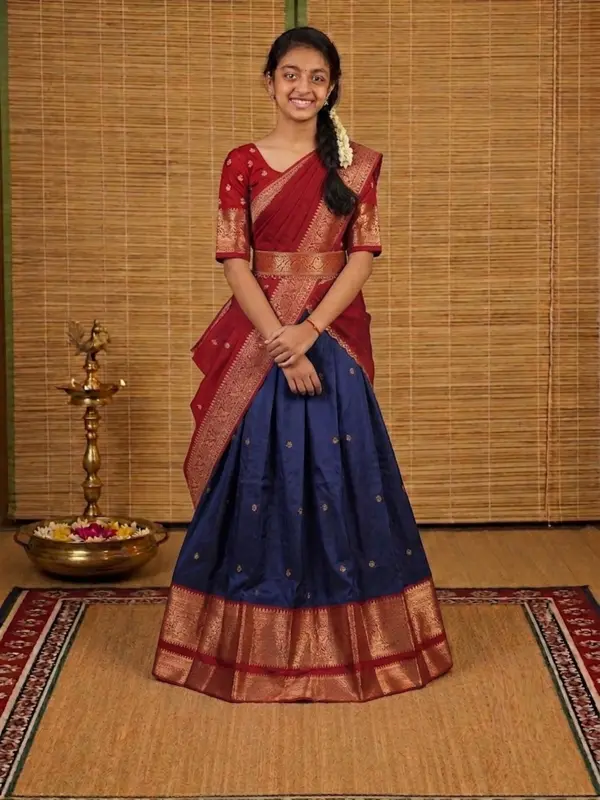 Completo Tradizionale Davani Set / Semi-Banarasi Half-Saree - immagine 4