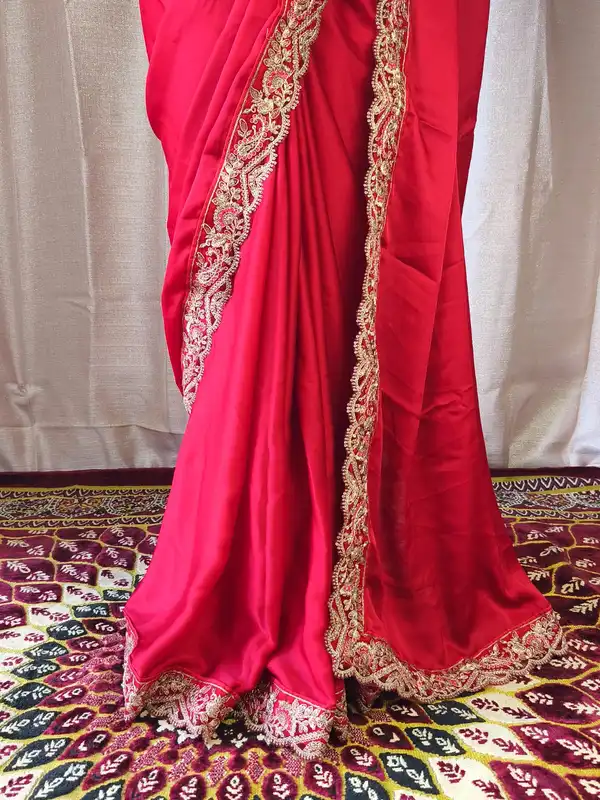 Collezione Luxury Sari – Pure Satin Seta Rosso & Ricamo Camicetta pronta - immagine 4